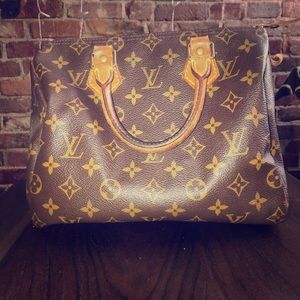 Louis Vuitton Speedy 25